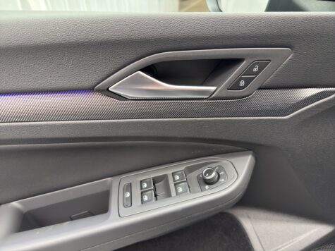 VW – Golf VIII 2.0 TSI R DSG 4motion