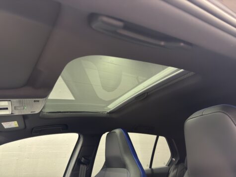 VW – Golf VIII 2.0 TSI R DSG 4motion