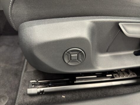 VW – T-Roc 1.5 eTSI R-Line DSG