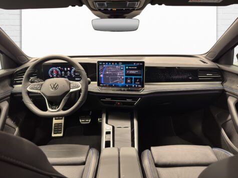 VW – Passat Variant 2.0 TDI R-Line DSG