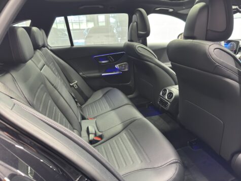 Mercedes-Benz – C 300 de AMG Line 4Matic