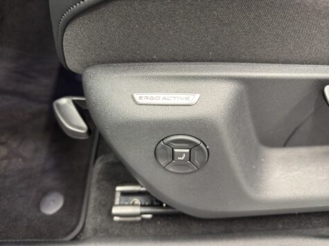 VW – Tiguan 2.0 TDI SCR Elegance DSG 4motion