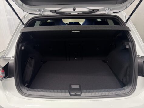 VW – Golf VIII 2.0 TSI R DSG 4motion