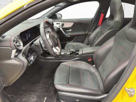 Mercedes-Benz – AMG CLA 35 4matic