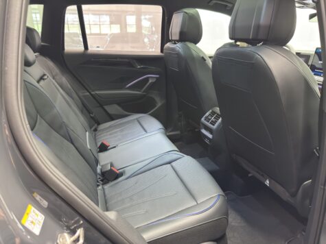 VW – Tiguan 2.0 TSI R-Line DSG 4motion