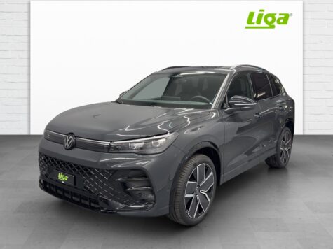 VW – Tiguan 2.0 TSI R-Line DSG 4motion
