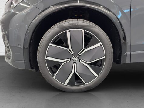 VW – Tiguan 2.0 TSI R-Line DSG 4motion
