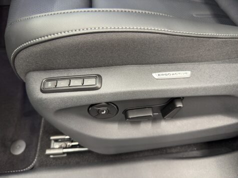 VW – Tiguan 2.0 TSI R-Line DSG 4motion