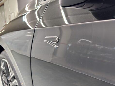 VW – Golf VIII 1.5 eTSI R-Line DSG