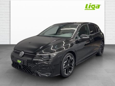 VW – Golf VIII 1.5 eTSI R-Line DSG