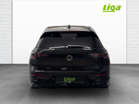 VW – Golf VIII 1.5 eTSI R-Line DSG