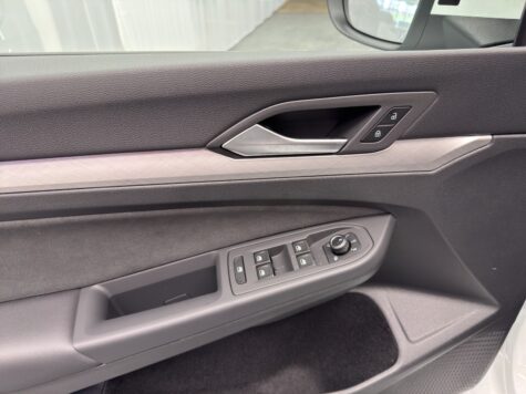 VW – Golf VIII 1.5 eTSI United DSG