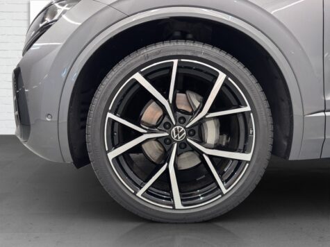 VW – Touareg 3.0 V6 TDI 286 R-Line Final Edition