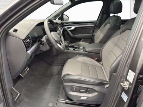 VW – Touareg 3.0 V6 TDI 286 R-Line Final Edition