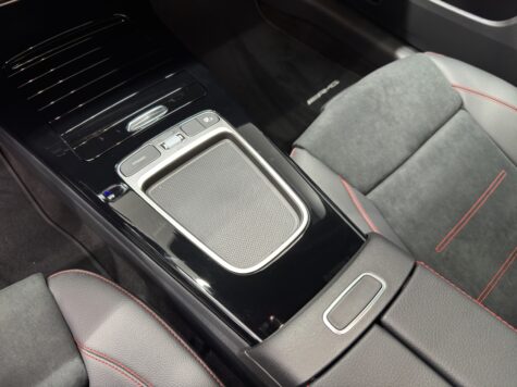 Mercedes-Benz – A 250 AMG Line 4Matic