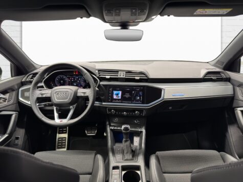 Audi – Q3 Sportback 1.5 35 TFSI S line S-Tronic