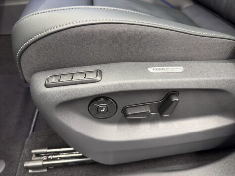 VW – Tiguan 2.0 TDI SCR R-Line United DSG 4motion