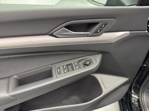 VW – Golf VIII 1.5 eTSI