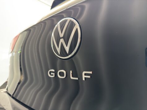 VW – Golf VIII 1.5 eTSI