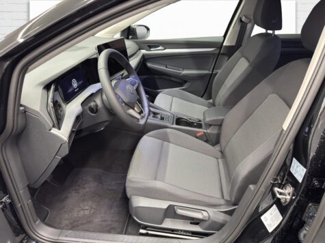 VW – Golf VIII 1.5 eTSI