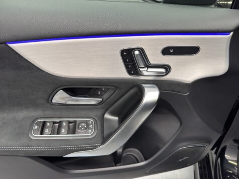 Mercedes-Benz – A 220 d AMG Line