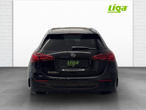 Mercedes-Benz – A 220 d AMG Line
