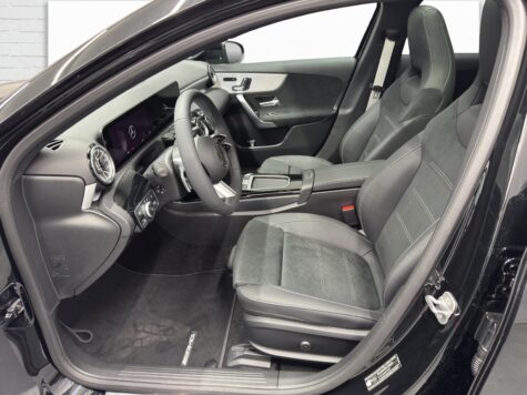 Mercedes-Benz – A 220 d AMG Line