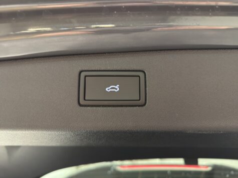 VW – Tiguan 2.0 TDI SCR R-Line United DSG 4motion