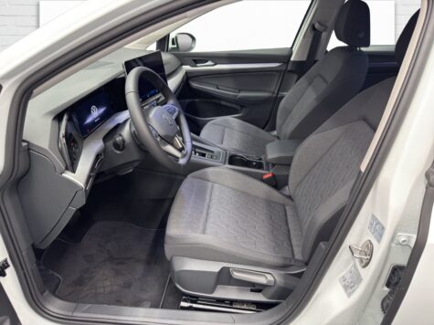 VW – Golf VIII Variant 2.0 TDI Life DSG