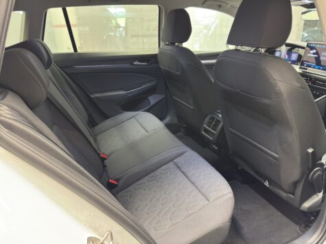 VW – Golf VIII Variant 1.5 eTSI Life DSG