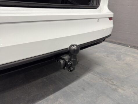 VW – Golf VIII Variant 1.5 eTSI Life DSG