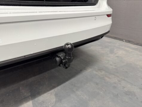 VW – Golf VIII Variant 1.5 eTSI Life DSG