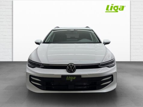 VW – Golf VIII Variant 1.5 eTSI Life DSG