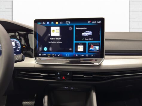 VW – Golf VIII Variant 1.5 eTSI Life DSG