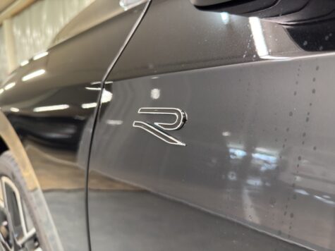 VW – Golf VIII 1.5 eTSI R-Line DSG