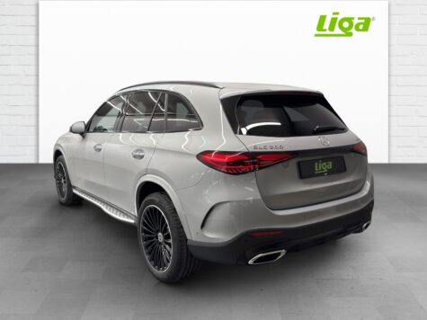 Mercedes-Benz – GLC 300 AMG Line 4Matic