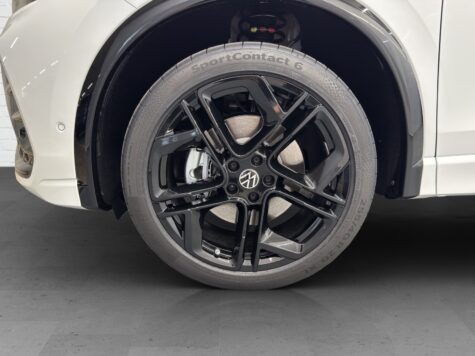 VW – Tiguan 2.0 TSI R-Line Plus DSG 4motion