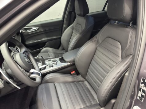 Alfa Romeo – Giulia 2.0 Q4 Veloce