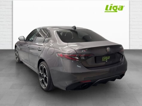 Alfa Romeo – Giulia 2.0 Q4 Veloce