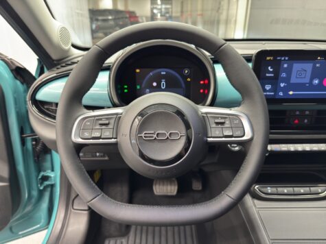 Fiat – 600 1.2 Hybrid Icon Swiss Edition