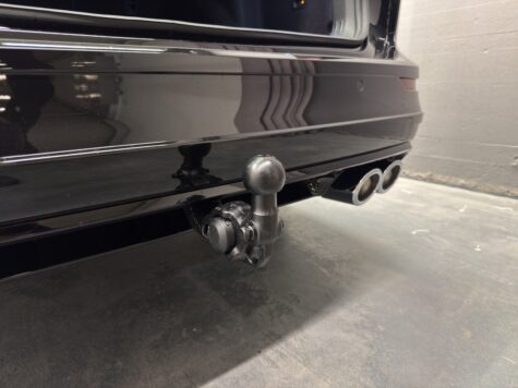 VW – Golf VIII Variant 2.0 TSI R DSG 4motion