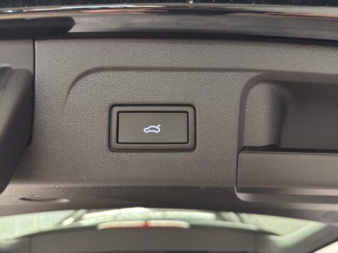 VW – Touran 1.5 TSI Comfortline United DSG