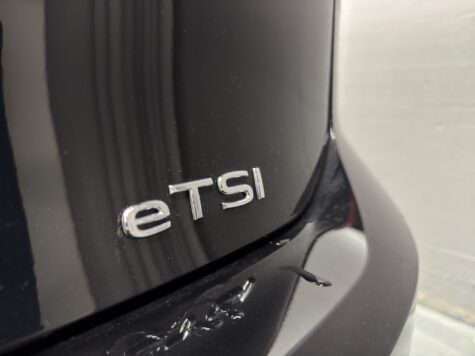 VW – Golf VIII 1.5 eTSI Life DSG