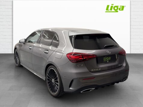 Mercedes-Benz – A 250 AMG Line 4Matic