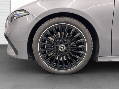 Mercedes-Benz – A 250 AMG Line 4Matic