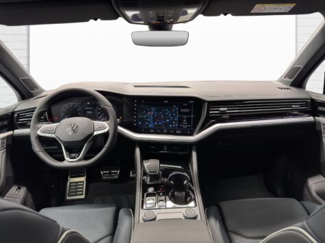 VW – Touareg 3.0 V6 TSI R-Line
