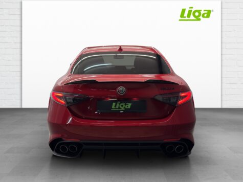 Alfa Romeo – Giulia 2.9 V6 Biturbo Quadrifoglio