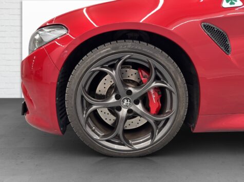 Alfa Romeo – Giulia 2.9 V6 Biturbo Quadrifoglio