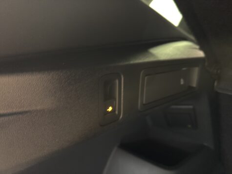 VW – Tiguan 2.0 TDI SCR R-Line United DSG 4motion