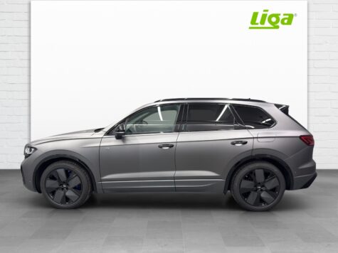 VW – Touareg 3.0 V6 TSI PHEV R Final Edition